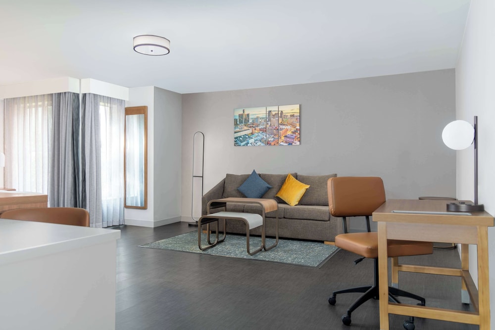 Homewood Suites by Hilton Detroit-Troy — Hotel rooms in Troy, Michigan