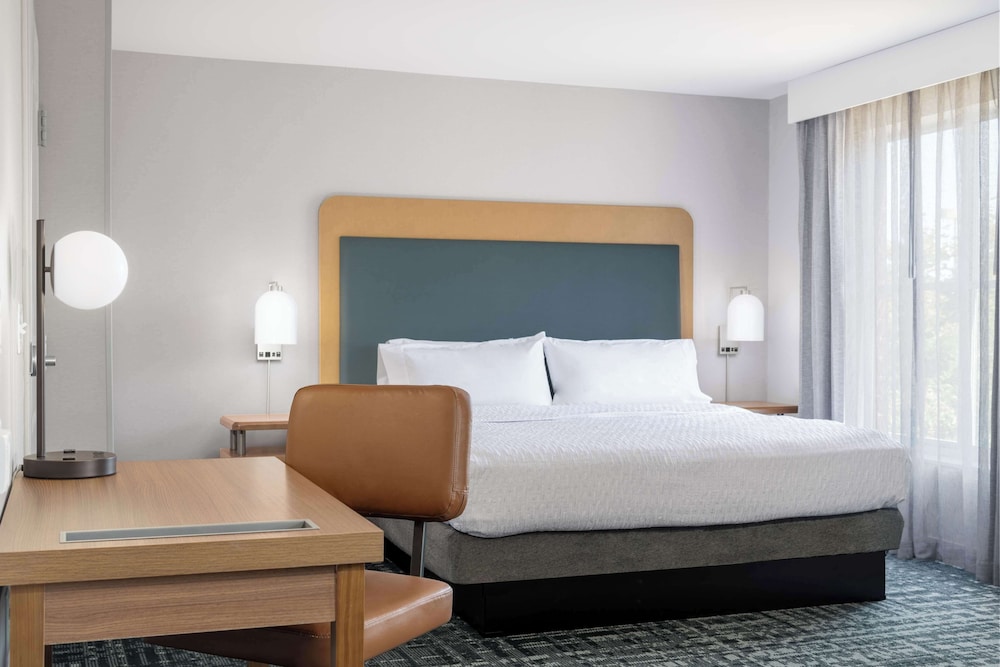 Homewood Suites by Hilton Detroit-Troy — Hotel rooms in Troy, Michigan