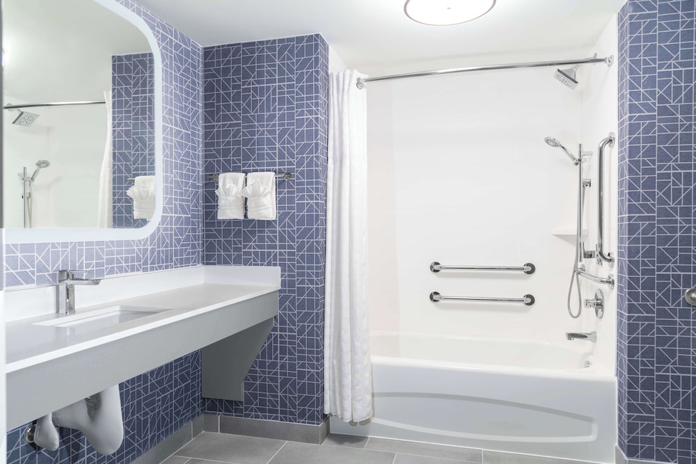 Homewood Suites by Hilton Detroit-Troy — Hotel rooms in Troy, Michigan