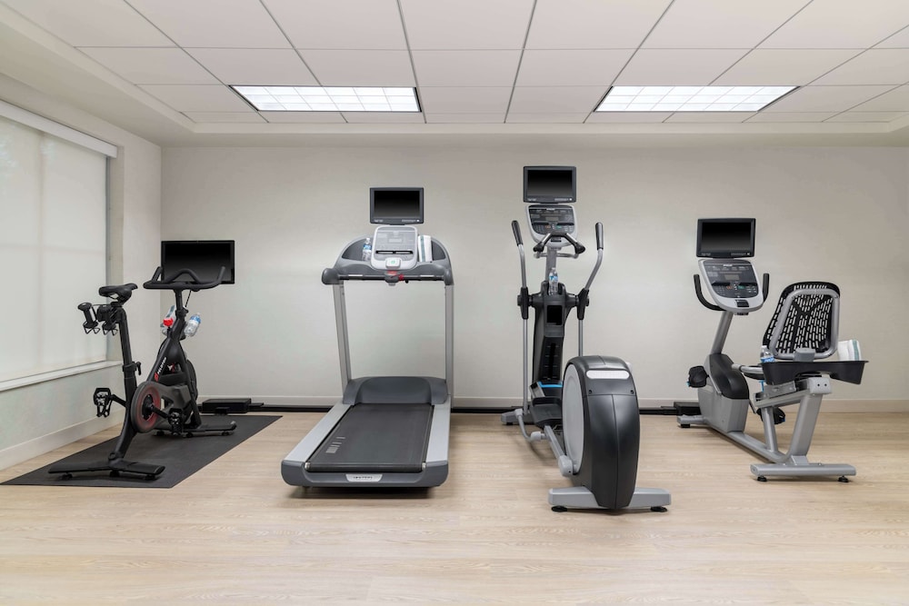 Homewood Suites by Hilton Detroit-Troy — Sports & recreation in Troy, Michigan