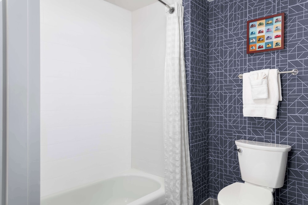 Homewood Suites by Hilton Detroit-Troy — Hotel rooms in Troy, Michigan