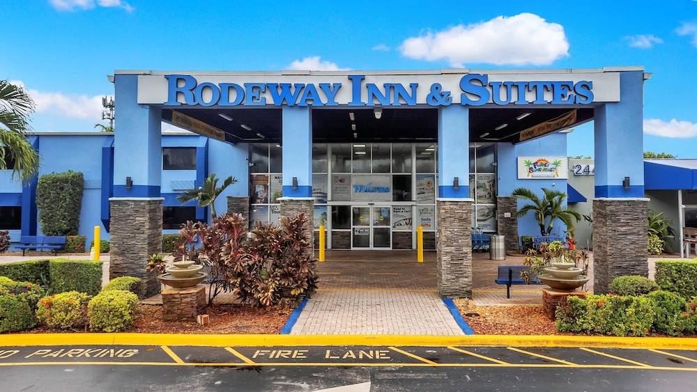 Rodeway Inn & Suites Fort Lauderdale Airport & Cruise Port — Main photo in Fort Lauderdale, Florida