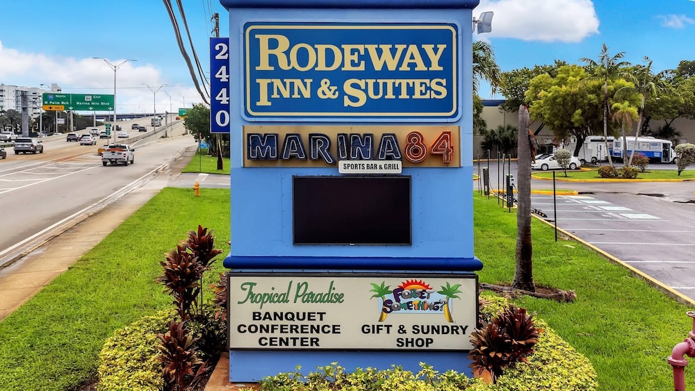 Rodeway Inn & Suites Fort Lauderdale Airport & Cruise Port — Attractions in the area in Fort Lauderdale, Florida