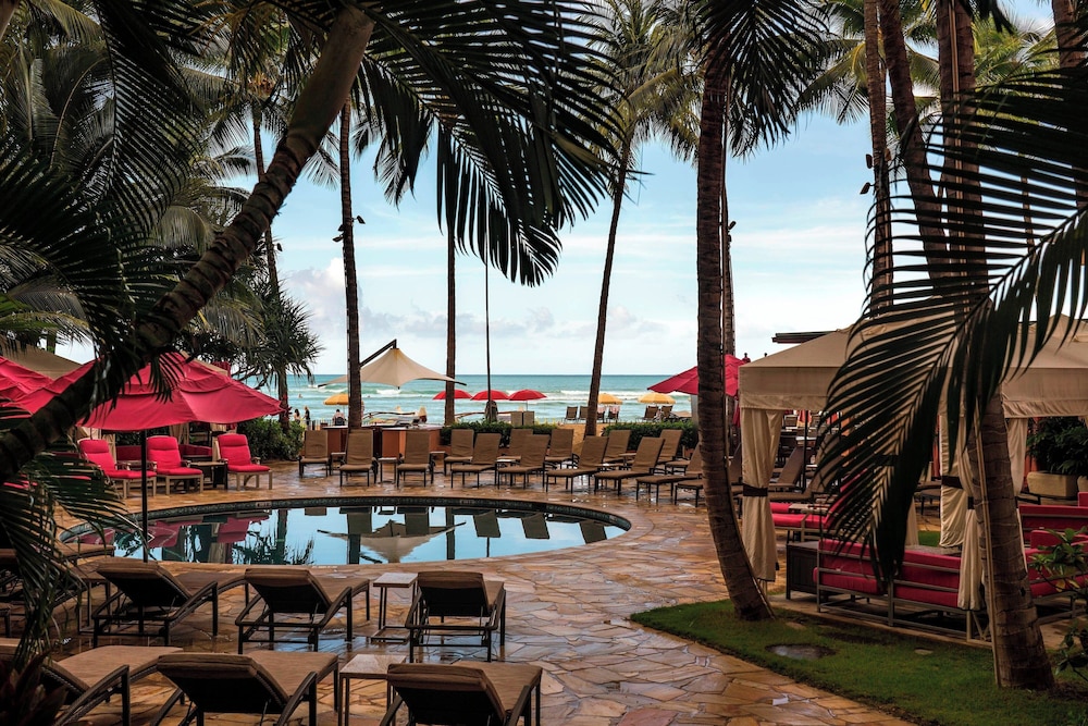 The Royal Hawaiian, a Luxury Collection Resort, Waikiki — Swimming pool in Honolulu, Hawaii