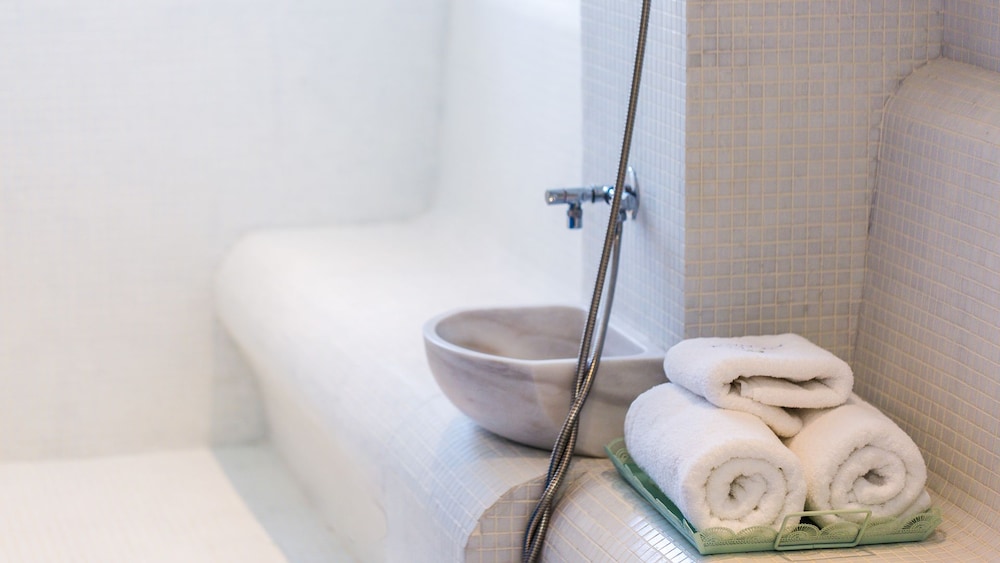 Menta City Boutique Hotel — Spa in Rethymnon