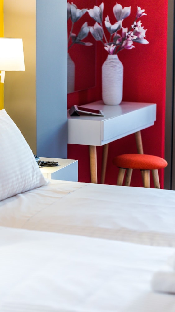 Menta City Boutique Hotel — Hotel rooms in Rethymnon