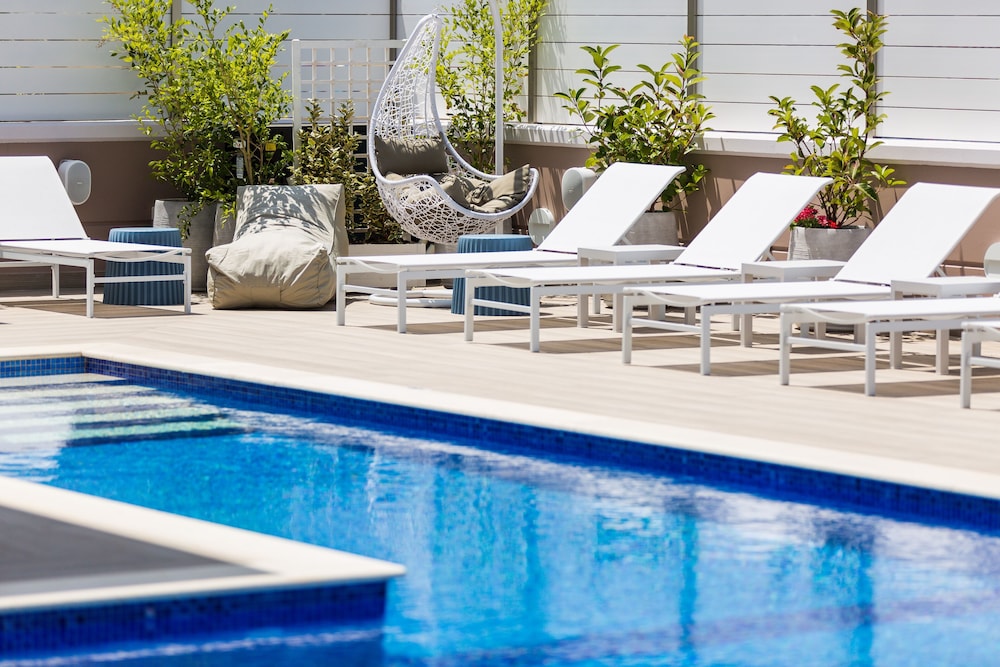 Menta City Boutique Hotel — Swimming pool in Rethymnon