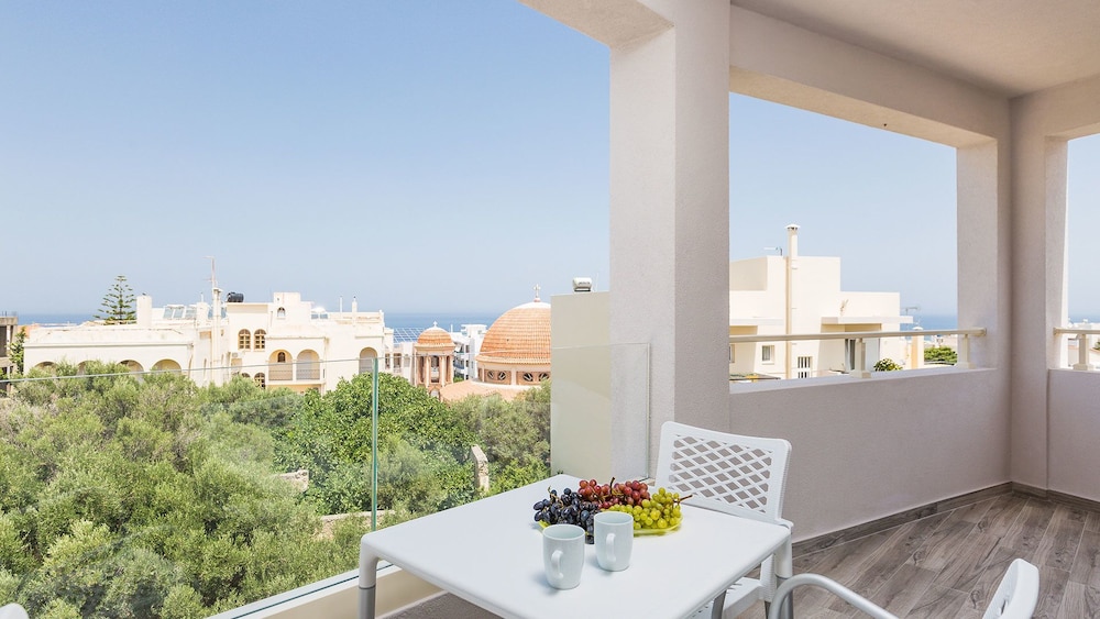 Menta City Boutique Hotel — Hotel rooms in Rethymnon