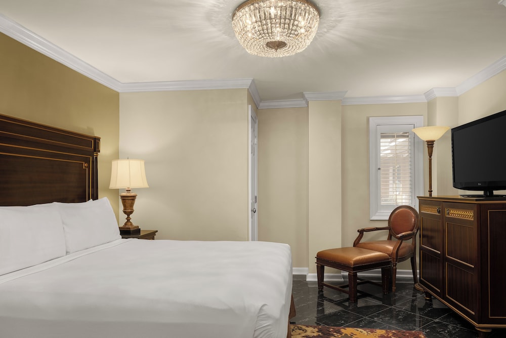 Hotel Mazarin — Hotel rooms in New Orleans, Louisiana