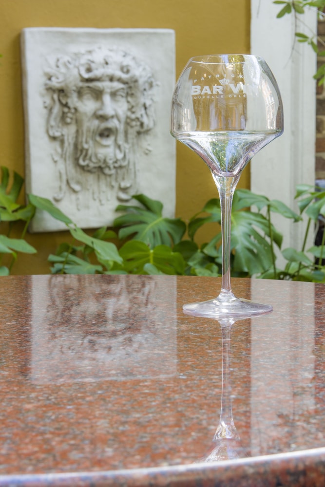Hotel Mazarin — Restaurant & bars in New Orleans, Louisiana