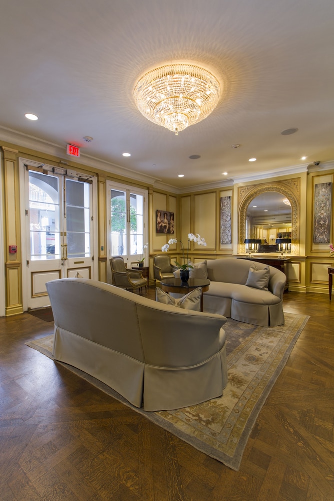 Hotel Mazarin — Hotel building in New Orleans, Louisiana