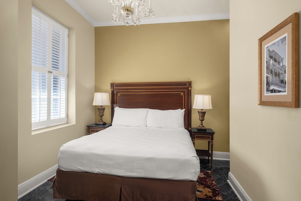 Hotel Mazarin — Hotel rooms in New Orleans, Louisiana