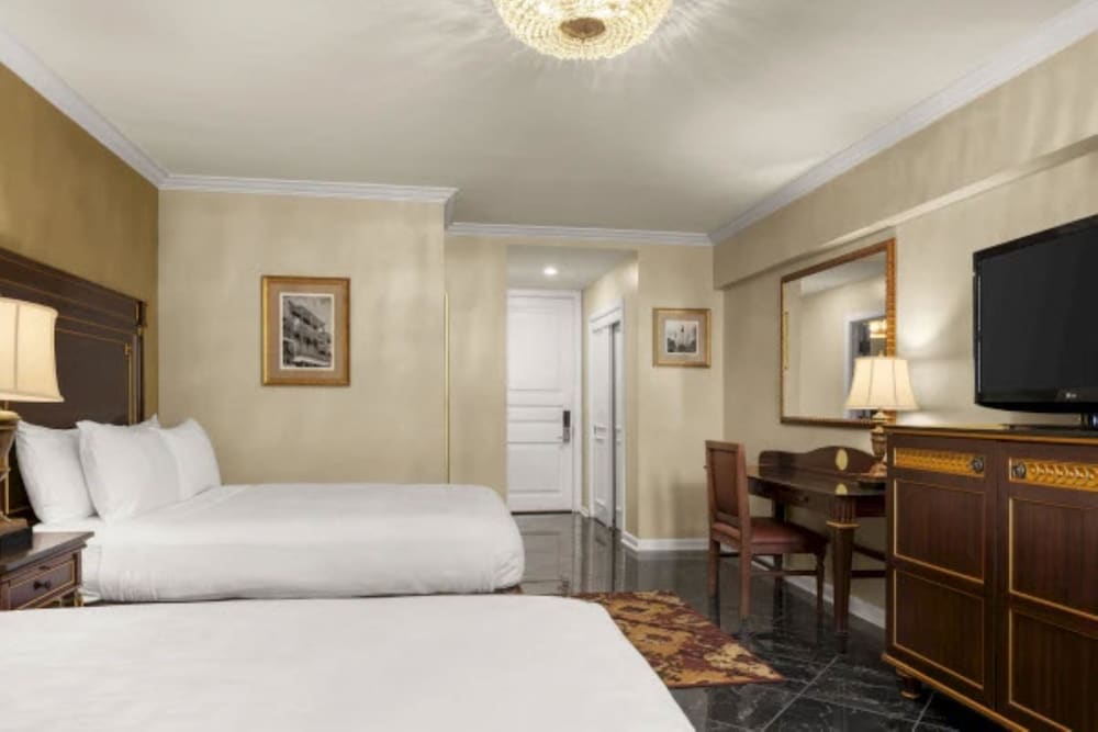 Hotel Mazarin — Hotel rooms in New Orleans, Louisiana