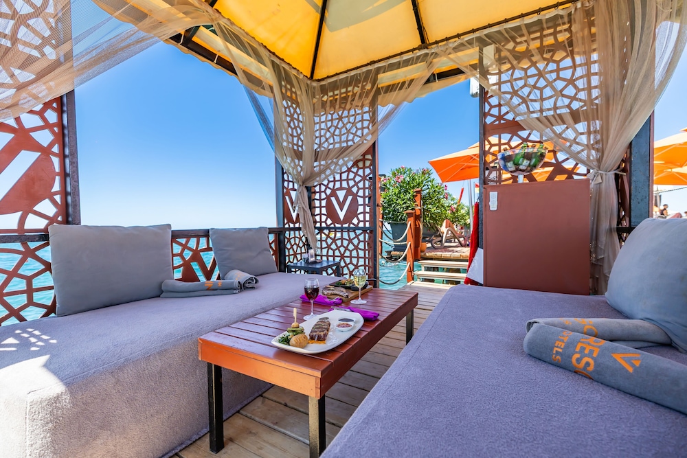 VONRESORT Golden Coast - All Inclusive — Restaurant in Side