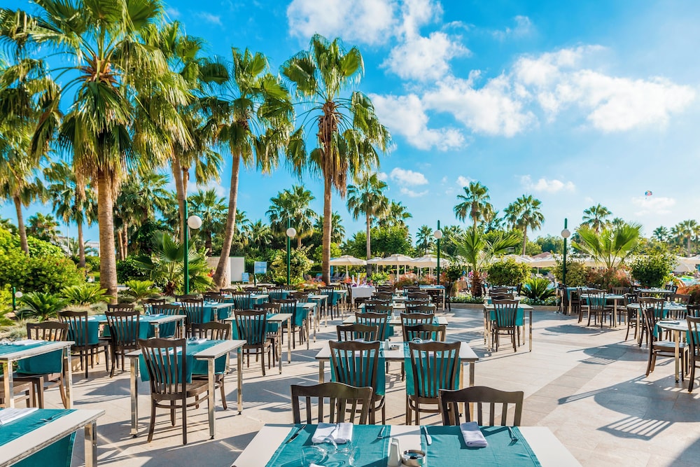 VONRESORT Golden Coast - All Inclusive — Restaurant in Side