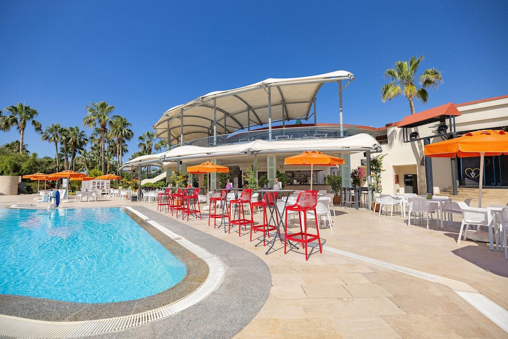 VONRESORT Golden Coast - All Inclusive — Restaurant in Side