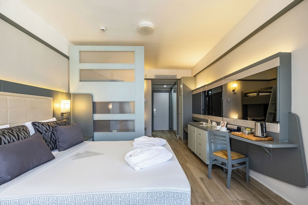 VONRESORT Golden Coast - All Inclusive — Rooms in Side