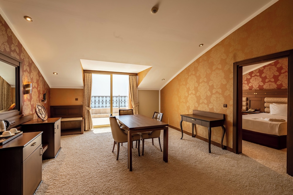 Megasaray Westbeach Antalya — Hotel rooms in Antalya