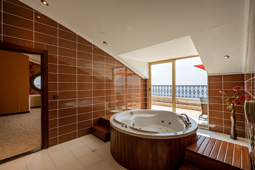 Megasaray Westbeach Antalya — Spa in Antalya