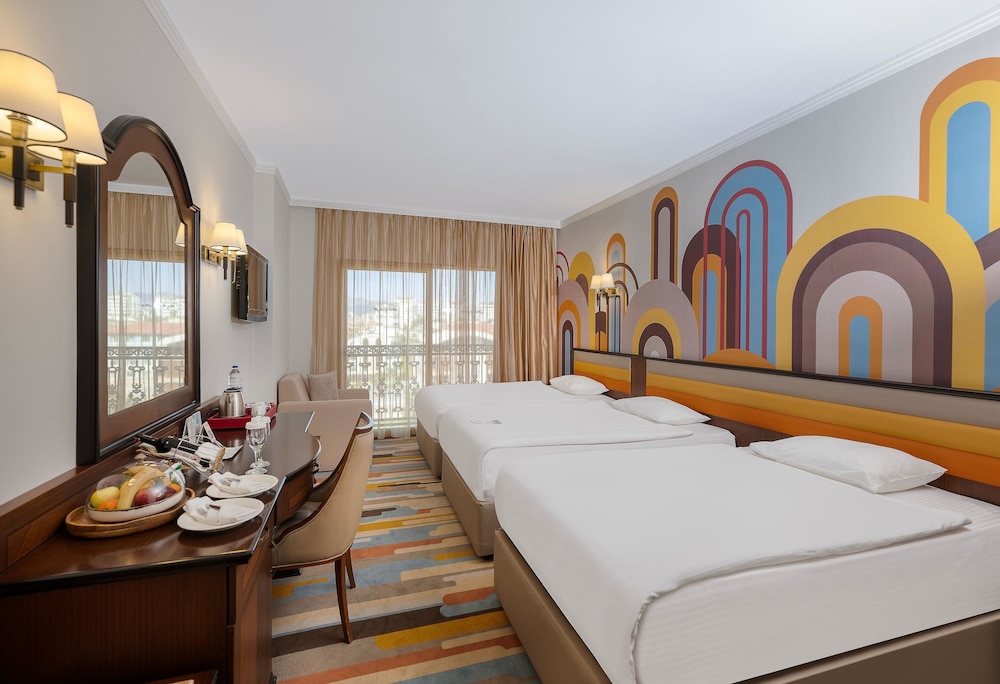Megasaray Westbeach Antalya — Hotel rooms in Antalya