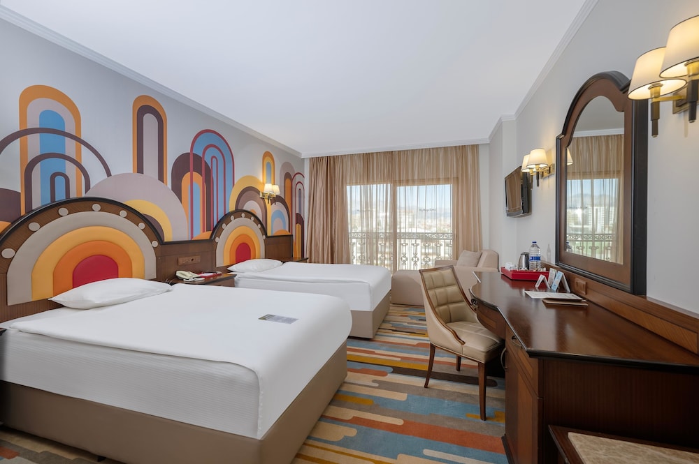 Megasaray Westbeach Antalya — Hotel rooms in Antalya