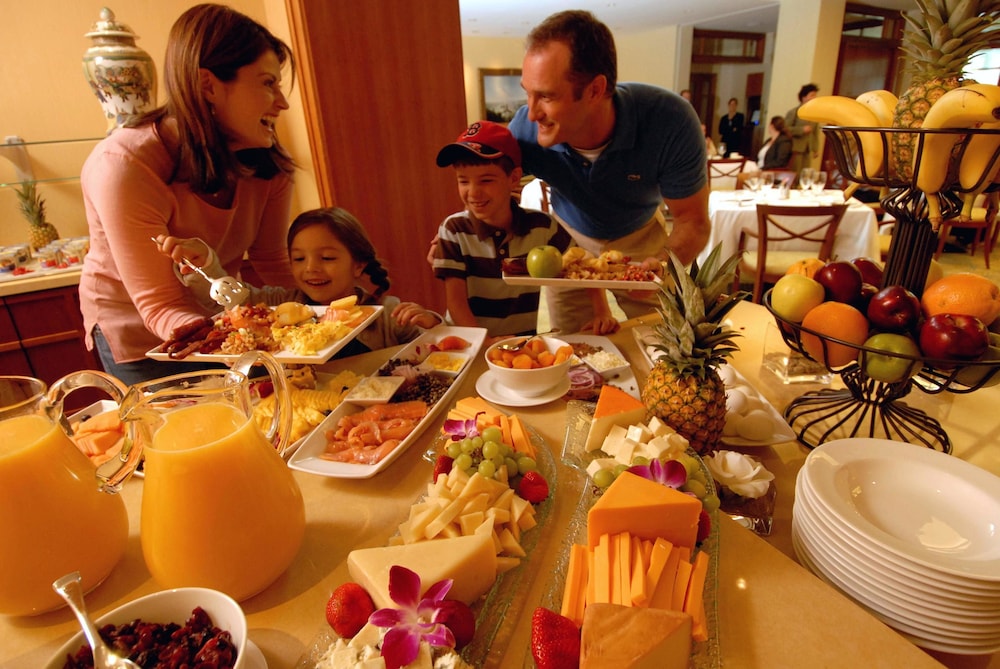 Seaport Hotel Boston — Restaurant & bars in Boston, Massachusetts