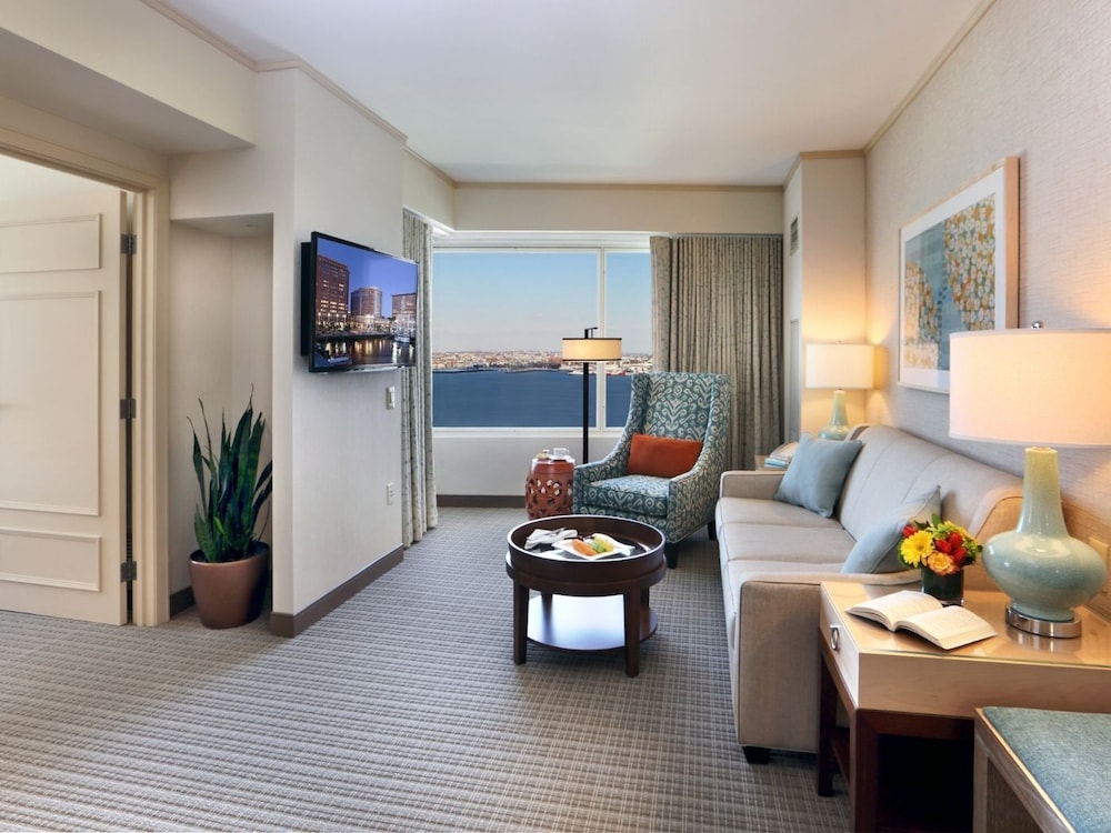 Seaport Hotel Boston — Hotel rooms in Boston, Massachusetts