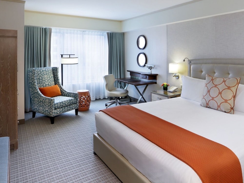 Seaport Hotel Boston — Hotel rooms in Boston, Massachusetts