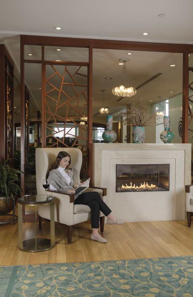 Seaport Hotel Boston — Restaurant & bars in Boston, Massachusetts