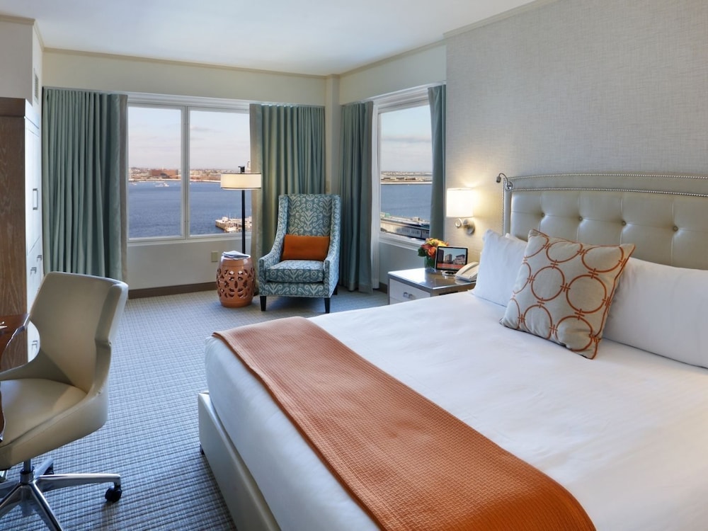 Seaport Hotel Boston — Hotel rooms in Boston, Massachusetts