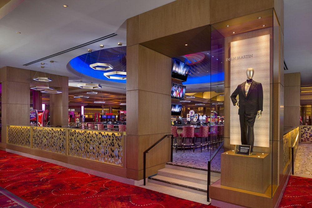Seminole Hard Rock Hotel & Casino Tampa — Restaurant & bars in Tampa, Florida