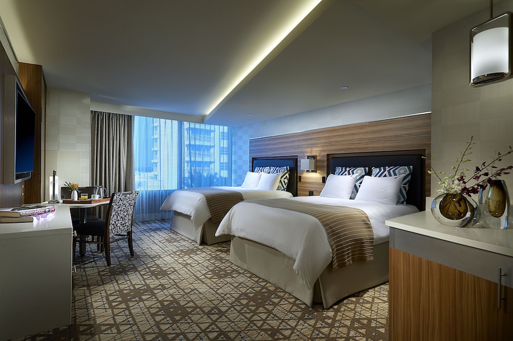 Seminole Hard Rock Hotel & Casino Tampa — Hotel rooms in Tampa, Florida