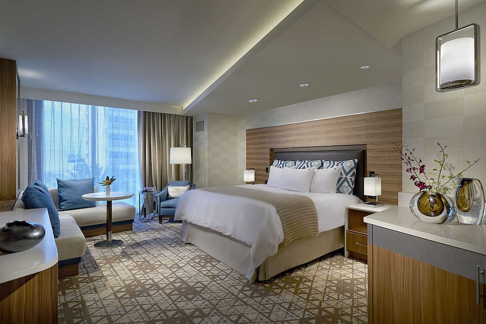 Seminole Hard Rock Hotel & Casino Tampa — Hotel rooms in Tampa, Florida