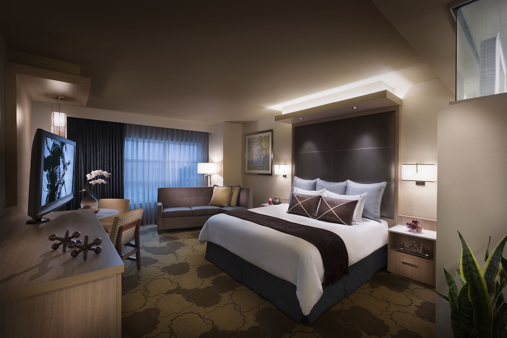 Seminole Hard Rock Hotel & Casino Tampa — Hotel rooms in Tampa, Florida