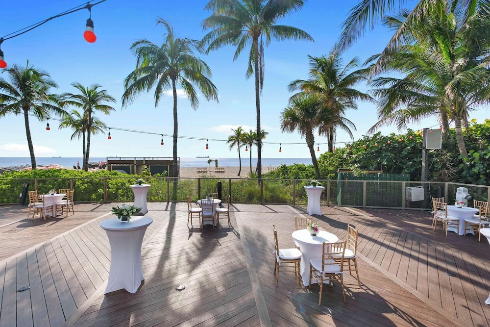 B Ocean Resort Fort Lauderdale Beach — Pool in Fort Lauderdale, Florida