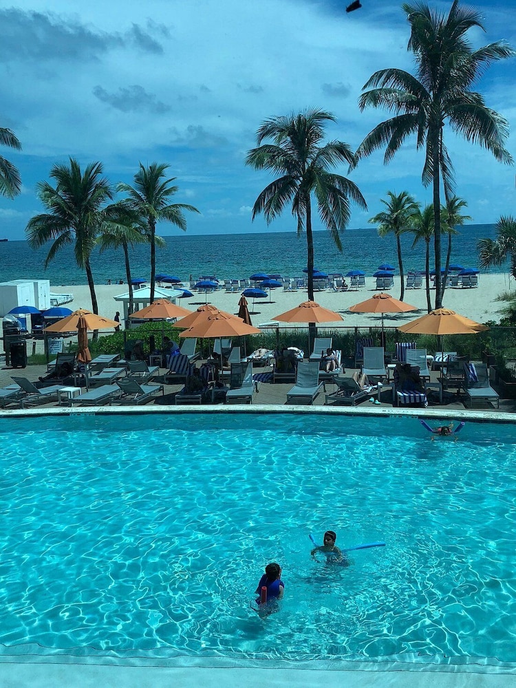 B Ocean Resort Fort Lauderdale Beach — Pool in Fort Lauderdale, Florida