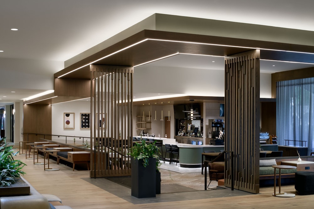 Sheraton Park Hotel at the Anaheim Resort — Restaurant & bars in Anaheim, California