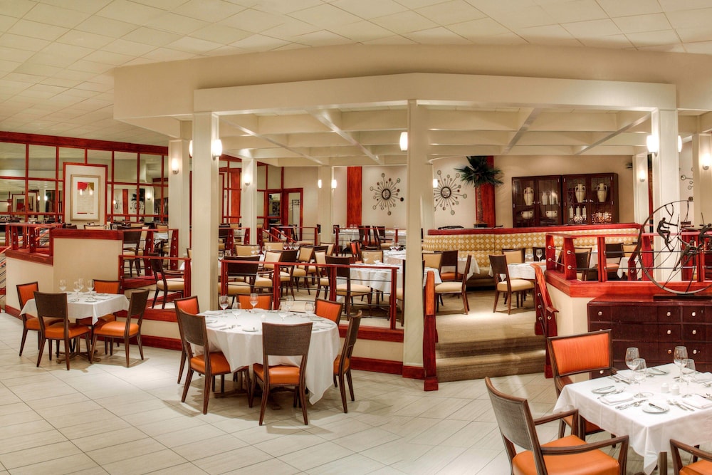 Clearwater Beach Sheraton Resort on Sand Key — Restaurant & bars in Clearwater, Florida