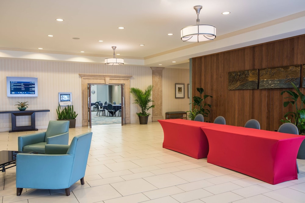 Clearwater Beach Sheraton Resort on Sand Key — Hotel building in Clearwater, Florida