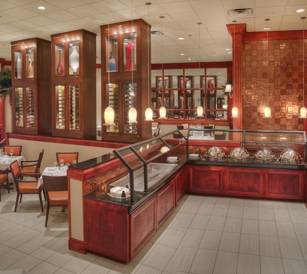 Clearwater Beach Sheraton Resort on Sand Key — Restaurant & bars in Clearwater, Florida