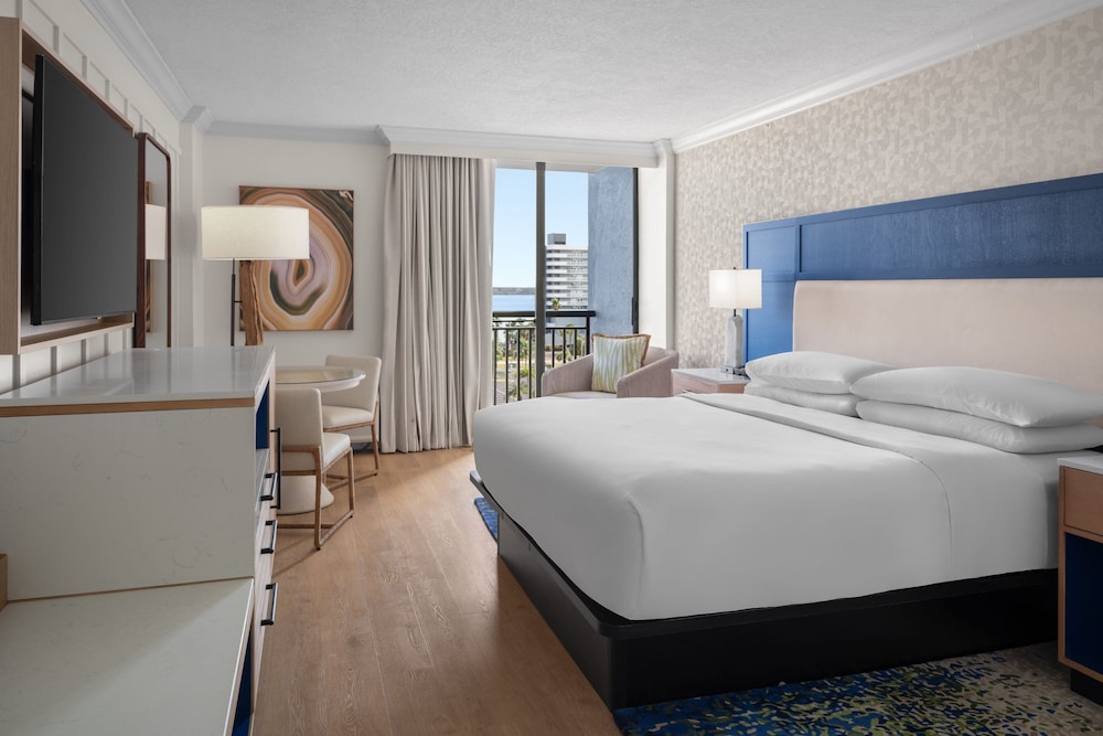 Clearwater Beach Sheraton Resort on Sand Key — Hotel rooms in Clearwater, Florida