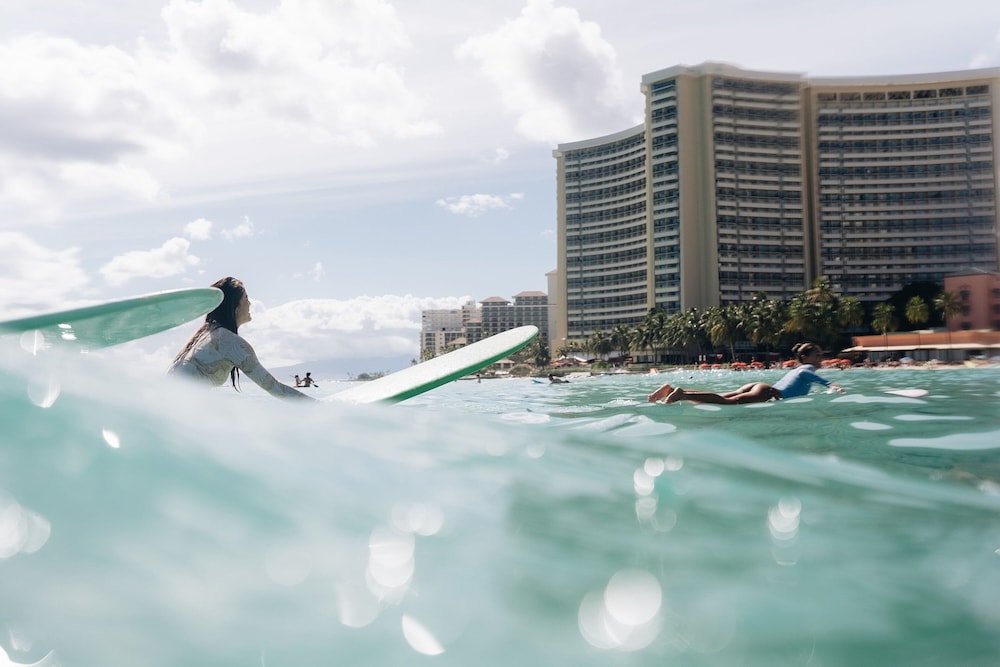 Sheraton Waikiki Beach Resort — Beach in Honolulu, Hawaii