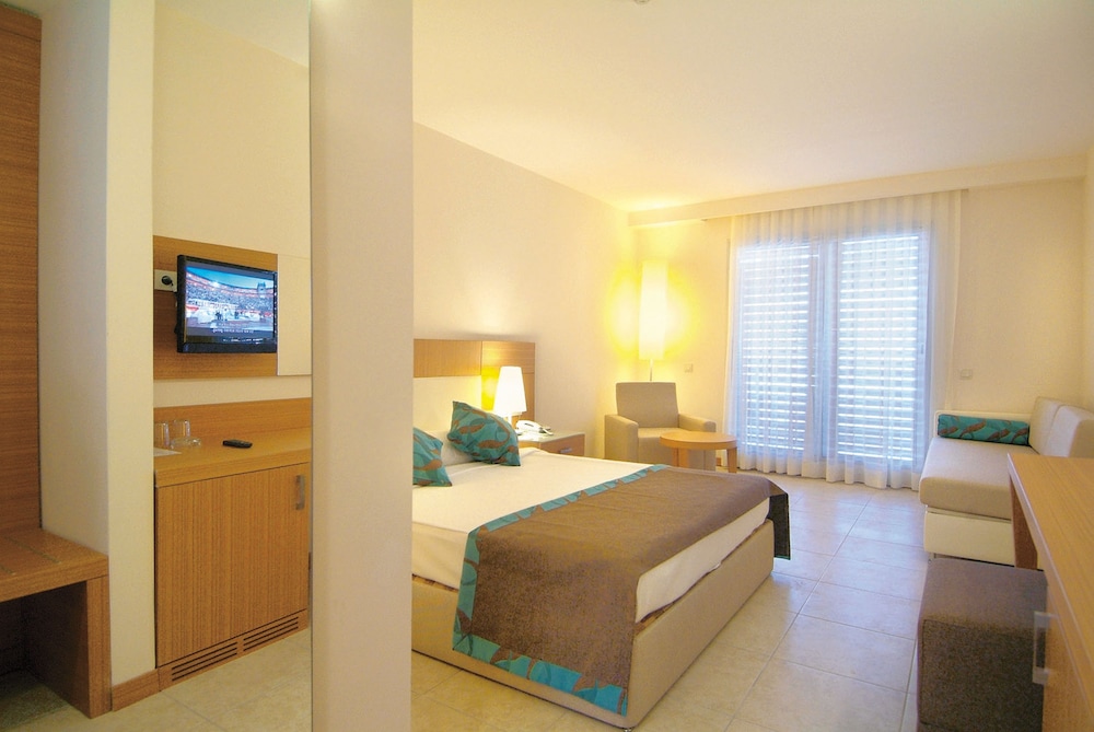 Club Kastalia Holiday Village - All Inclusive — Rooms in Alanya