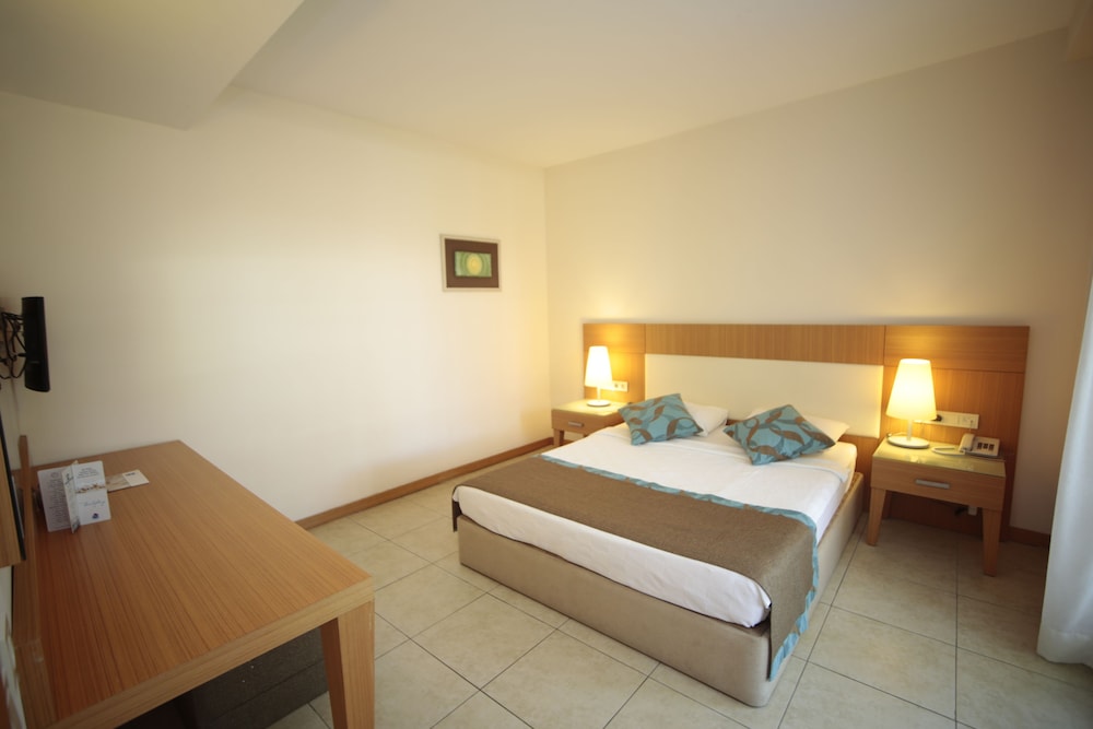 Club Kastalia Holiday Village - All Inclusive — Rooms in Alanya