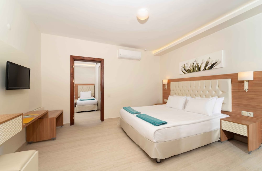 Sundia By Liberty Suncity - All inclusive — Hotel rooms in Fethiye, Mugla