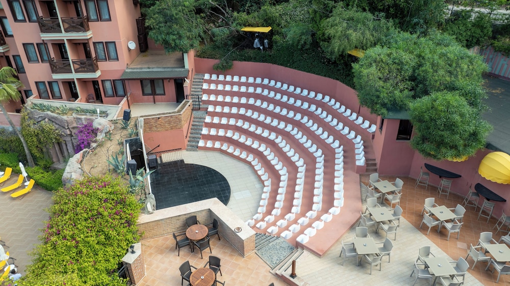 Sundia By Liberty Suncity - All inclusive — Restaurant & bars in Fethiye, Mugla