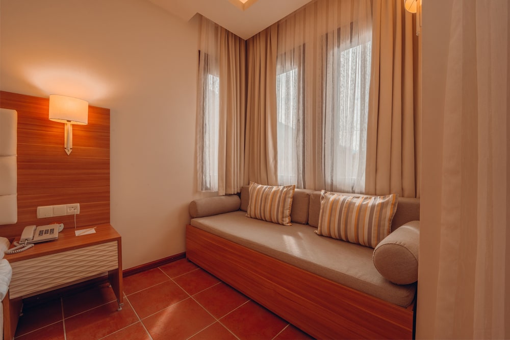 Sundia By Liberty Suncity - All inclusive — Hotel rooms in Fethiye, Mugla