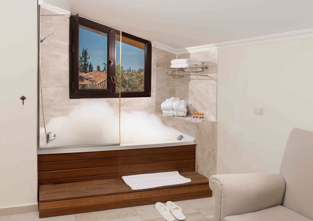 Sundia By Liberty Suncity - All inclusive — Hotel rooms in Fethiye, Mugla
