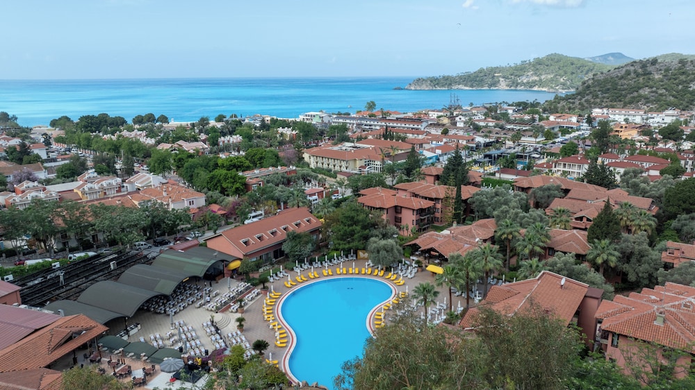 Sundia By Liberty Suncity - All inclusive — Swimming pool in Fethiye, Mugla