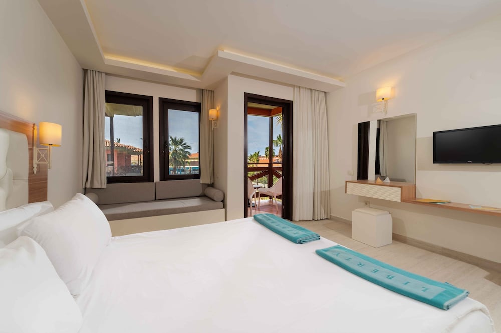 Sundia By Liberty Suncity - All inclusive — Hotel rooms in Fethiye, Mugla